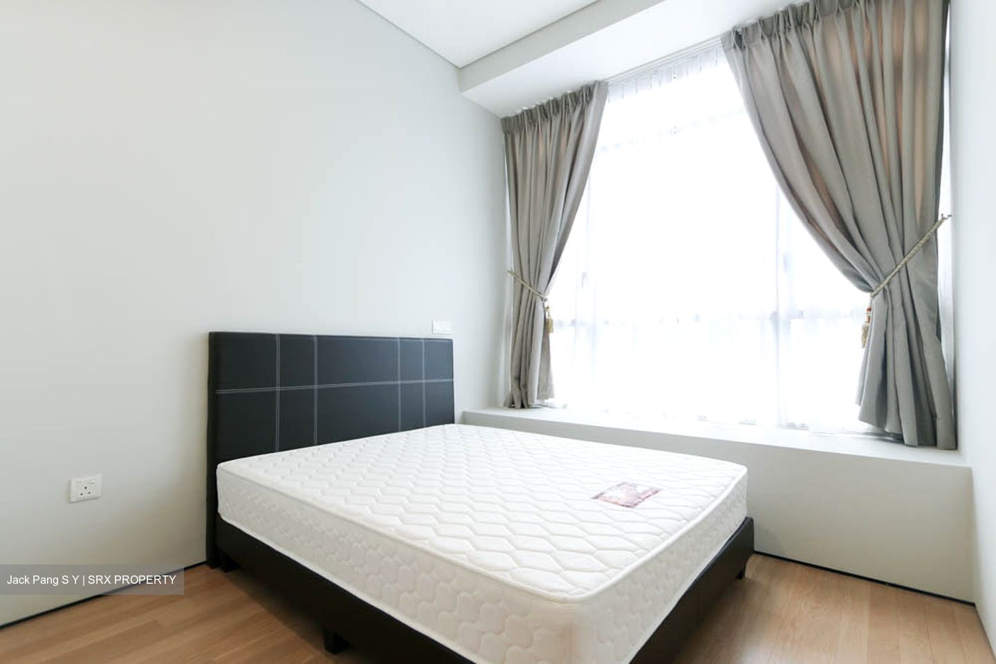 The Laurels (D9), Condominium #512578631